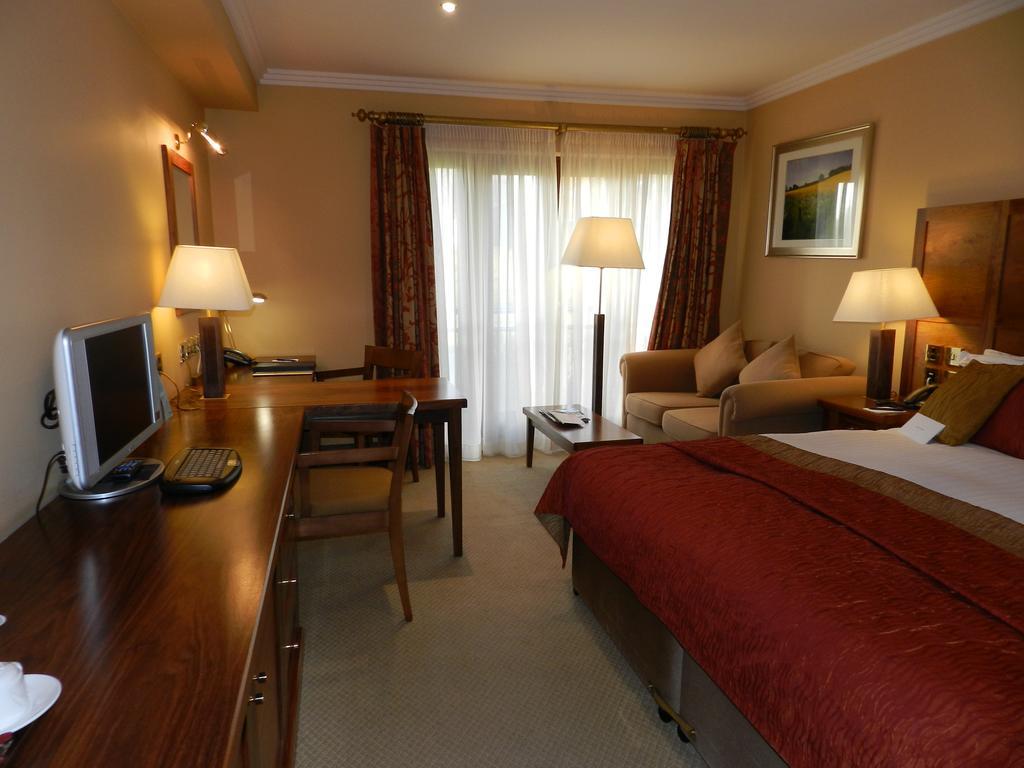 Morley Hayes Hotel Дарби Екстериор снимка